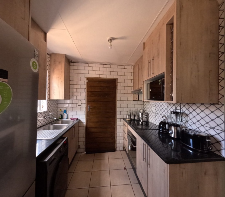 3 Bedroom Property for Sale in Sky City Gauteng
