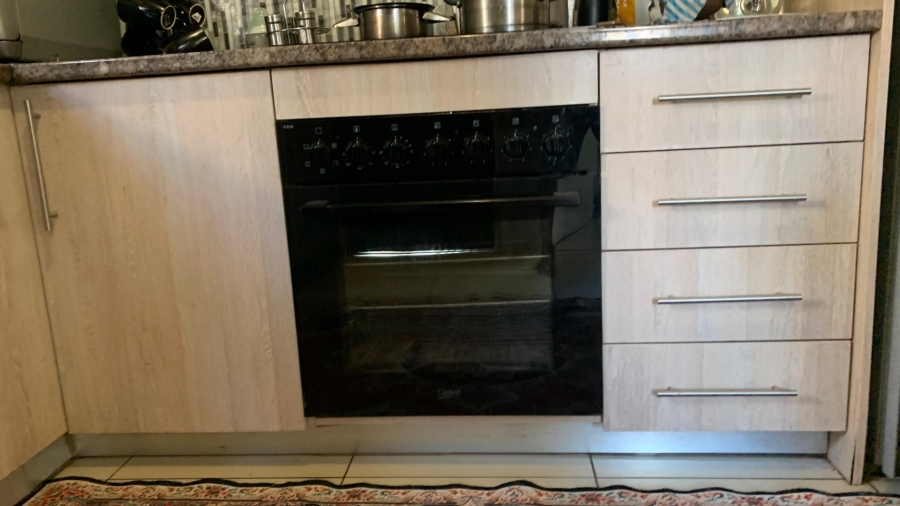 3 Bedroom Property for Sale in Roodekop Gauteng