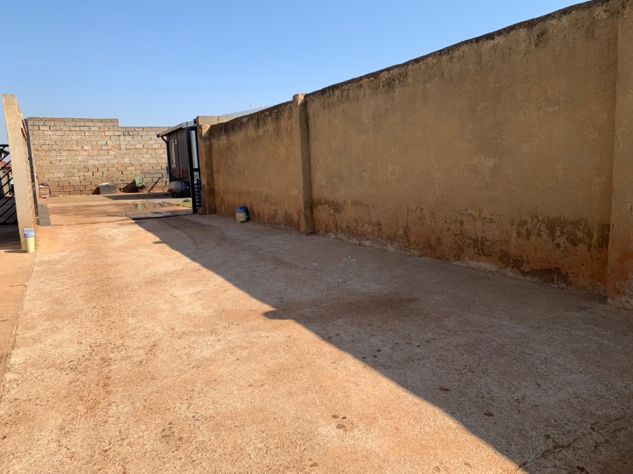 3 Bedroom Property for Sale in Roodekop Gauteng