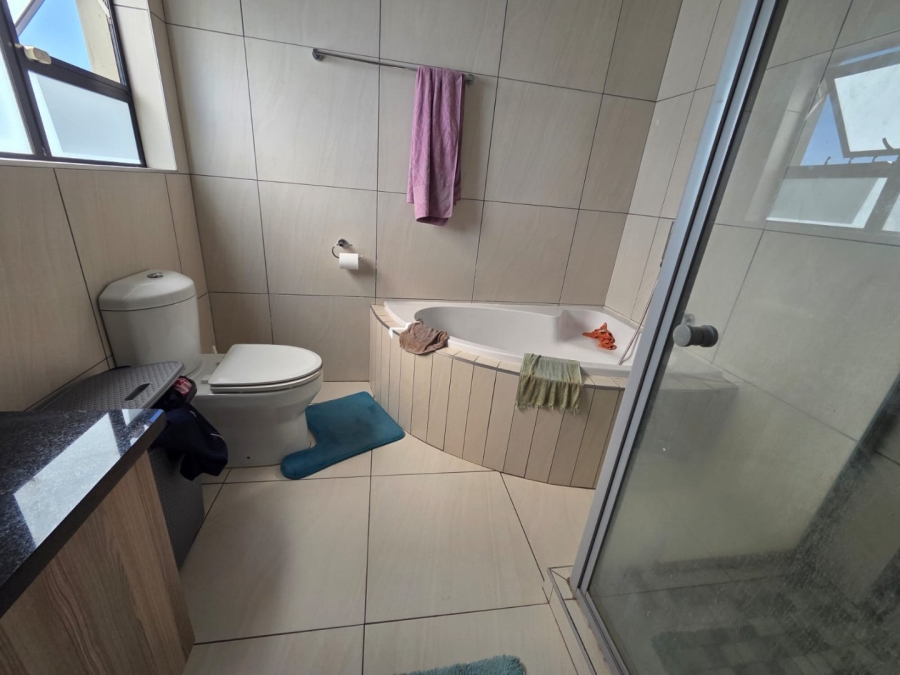 3 Bedroom Property for Sale in Magalieskruin Gauteng