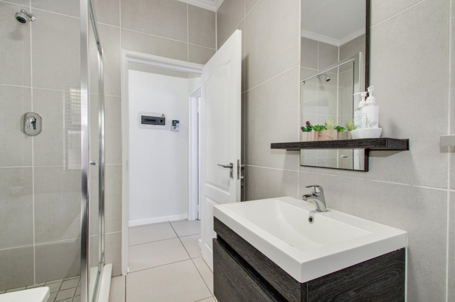 3 Bedroom Property for Sale in Fourways Gauteng