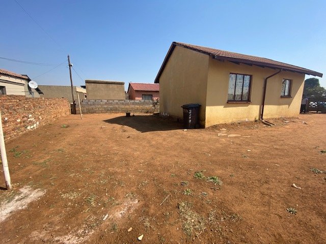 To Let 2 Bedroom Property for Rent in Kwa Thema Gauteng
