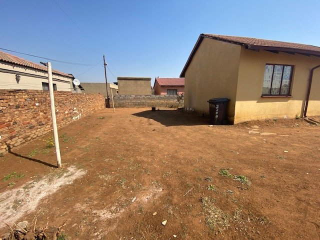 To Let 2 Bedroom Property for Rent in Kwa Thema Gauteng
