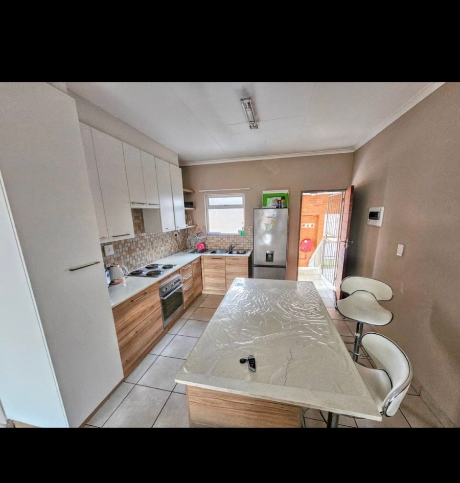 2 Bedroom Property for Sale in Montana Park Gauteng