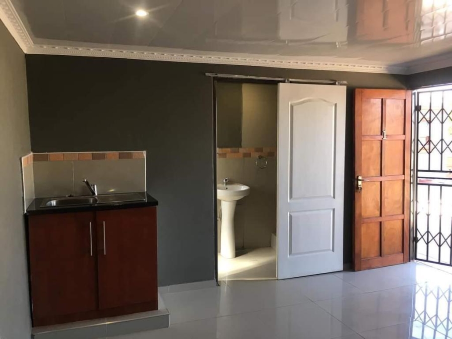 4 Bedroom Property for Sale in Palm Ridge Gauteng