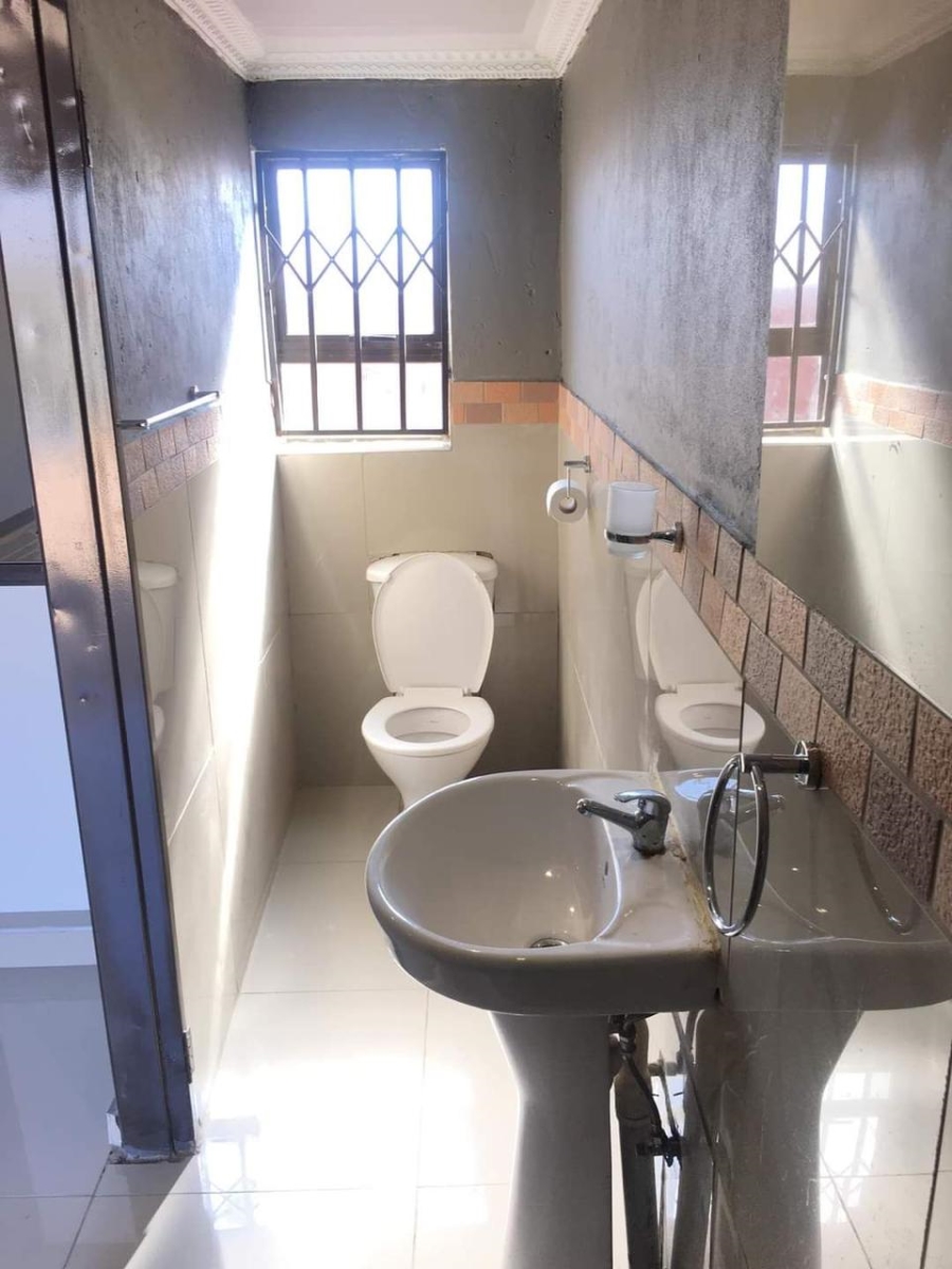 4 Bedroom Property for Sale in Palm Ridge Gauteng