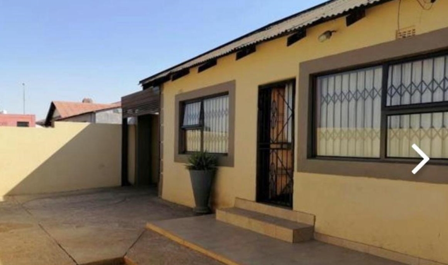 2 Bedroom Property for Sale in Esangweni Gauteng