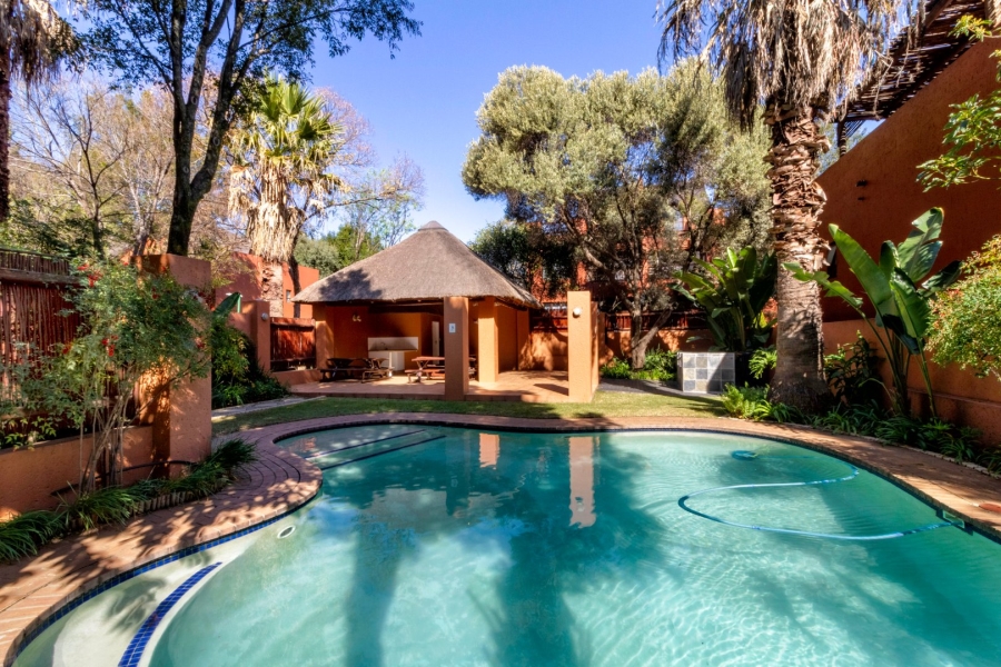 2 Bedroom Property for Sale in Sunninghill Gauteng