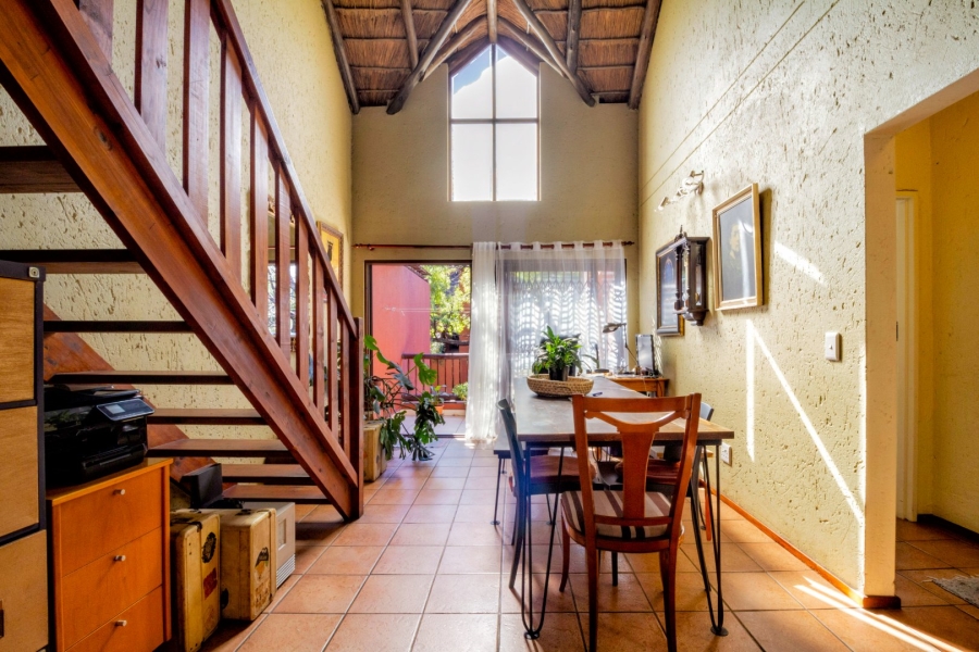 2 Bedroom Property for Sale in Sunninghill Gauteng