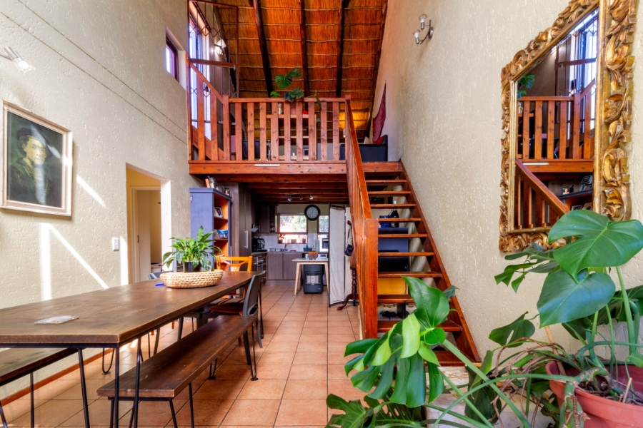 2 Bedroom Property for Sale in Sunninghill Gauteng