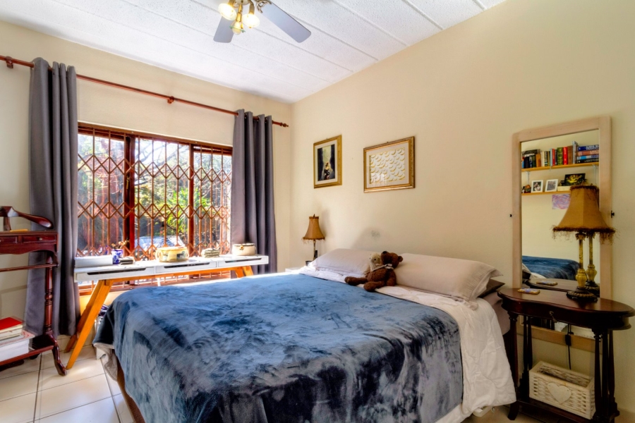 2 Bedroom Property for Sale in Sunninghill Gauteng