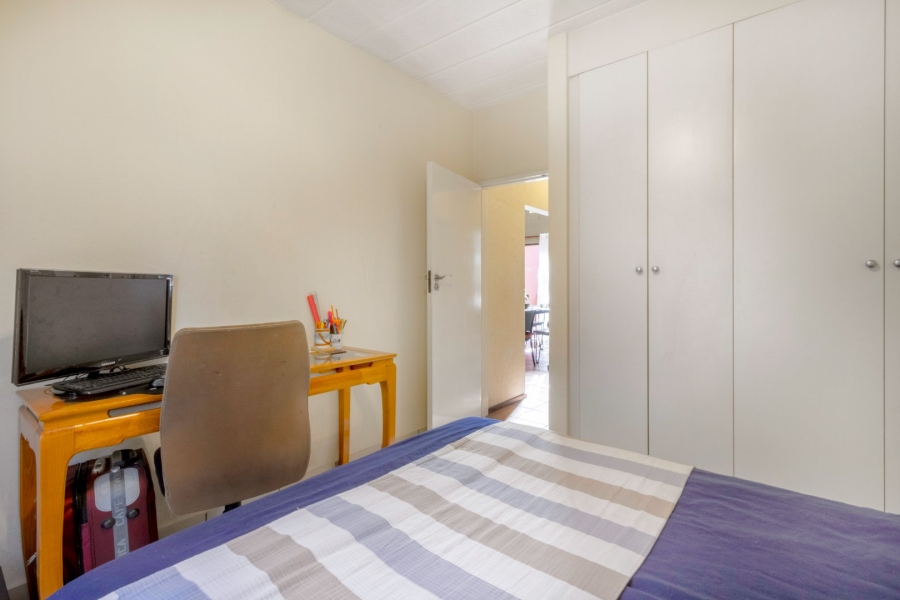2 Bedroom Property for Sale in Sunninghill Gauteng