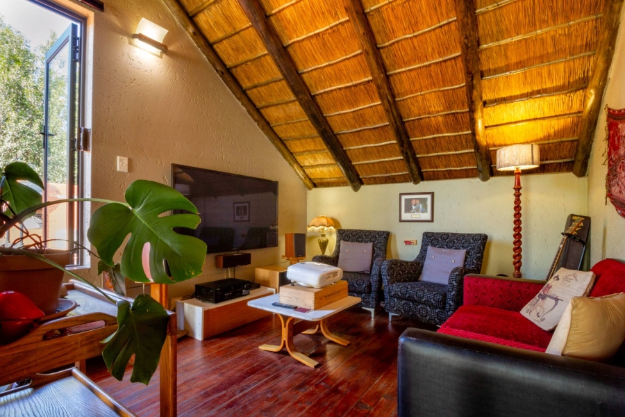 2 Bedroom Property for Sale in Sunninghill Gauteng