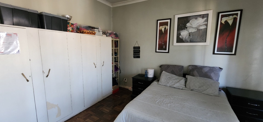 3 Bedroom Property for Sale in Newclare Gauteng