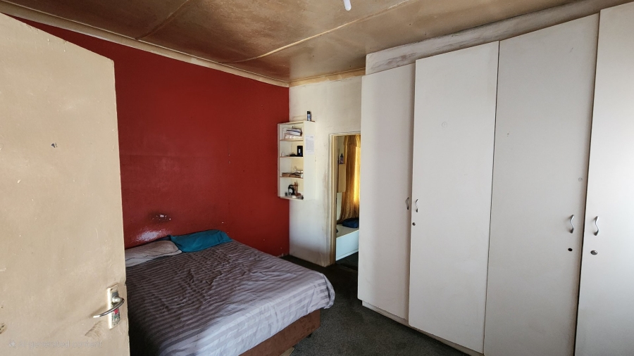 3 Bedroom Property for Sale in Newclare Gauteng