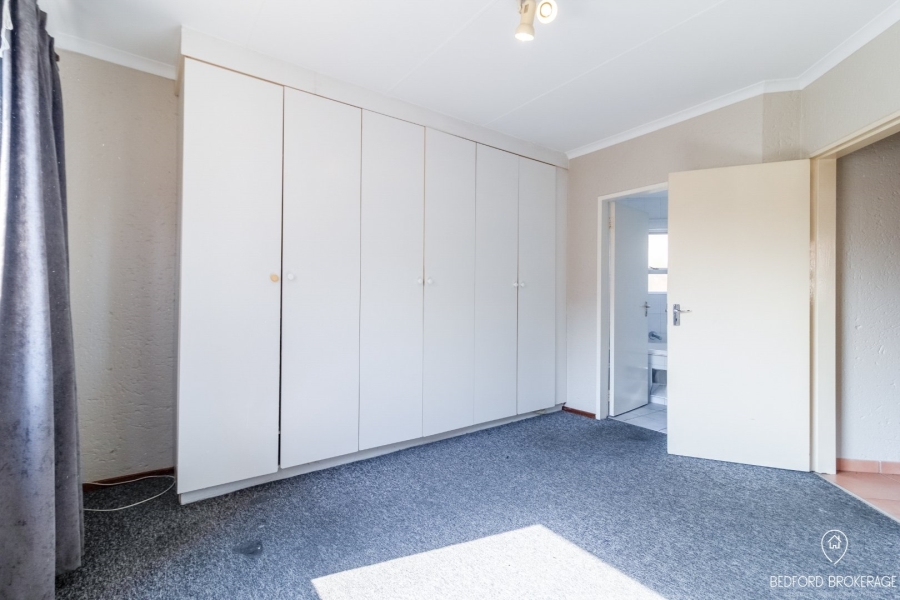 2 Bedroom Property for Sale in Bedfordview Gauteng