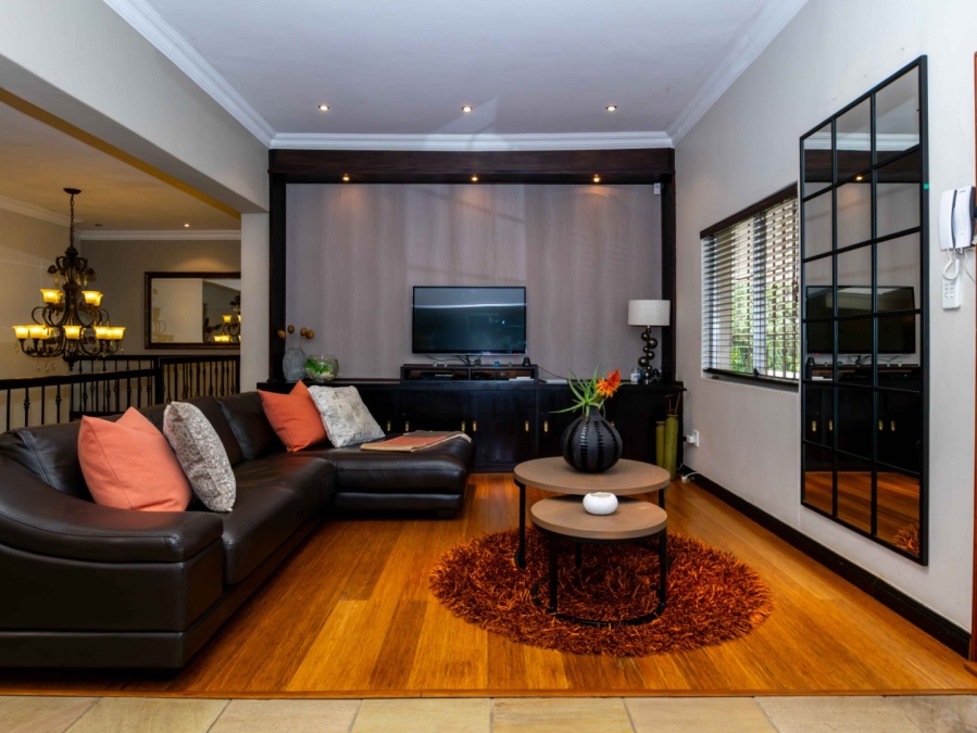 5 Bedroom Property for Sale in Kensington Gauteng