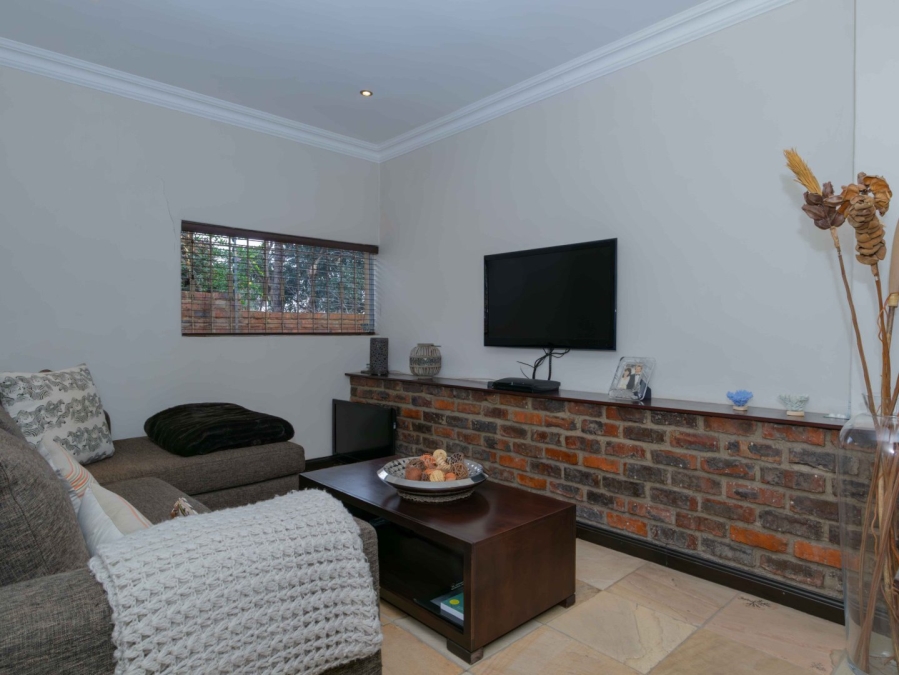 5 Bedroom Property for Sale in Kensington Gauteng