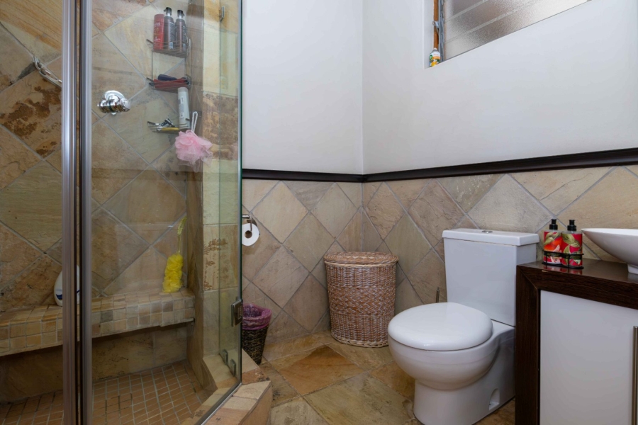 5 Bedroom Property for Sale in Kensington Gauteng