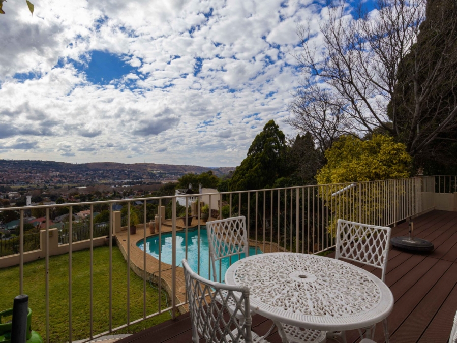 5 Bedroom Property for Sale in Kensington Gauteng