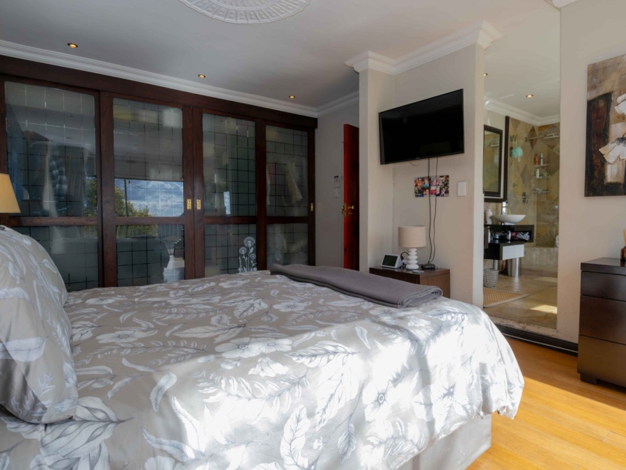 5 Bedroom Property for Sale in Kensington Gauteng