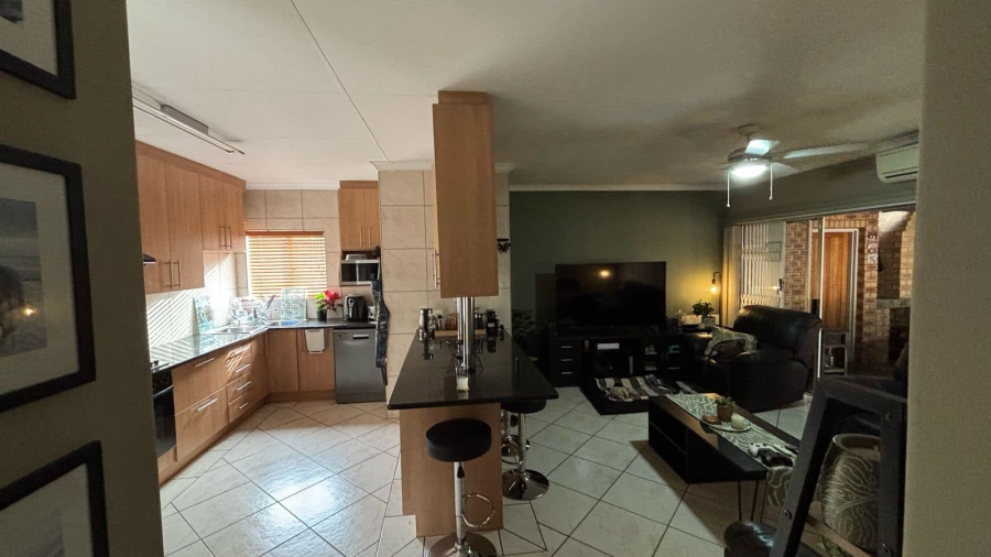 3 Bedroom Property for Sale in Vanderbijlpark SW 5 Gauteng