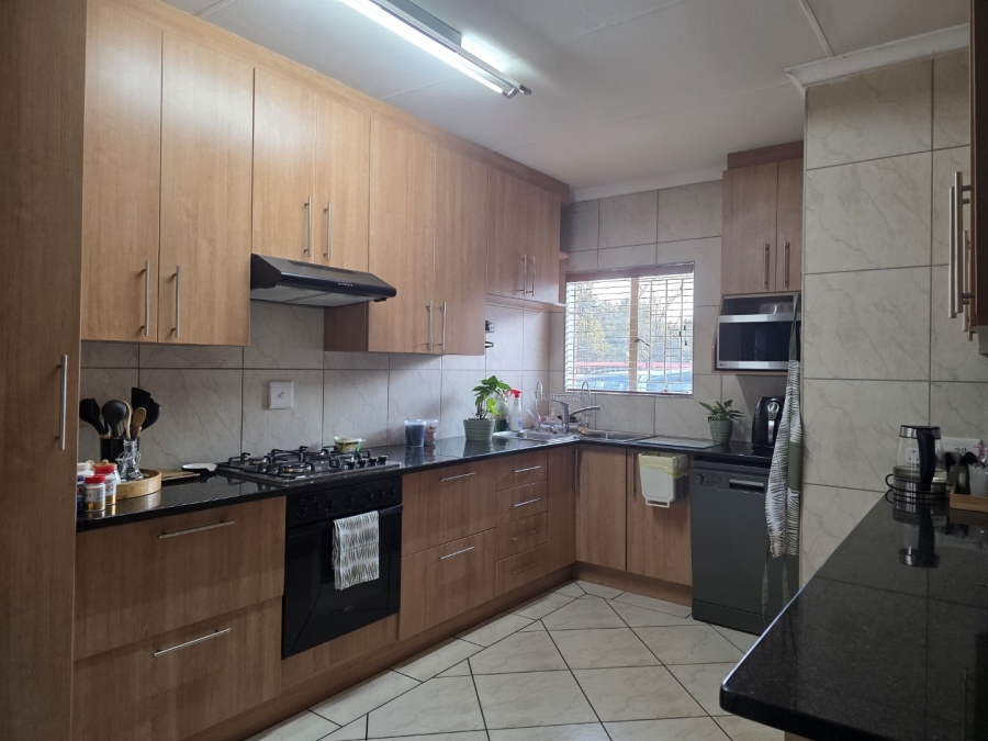 3 Bedroom Property for Sale in Vanderbijlpark SW 5 Gauteng