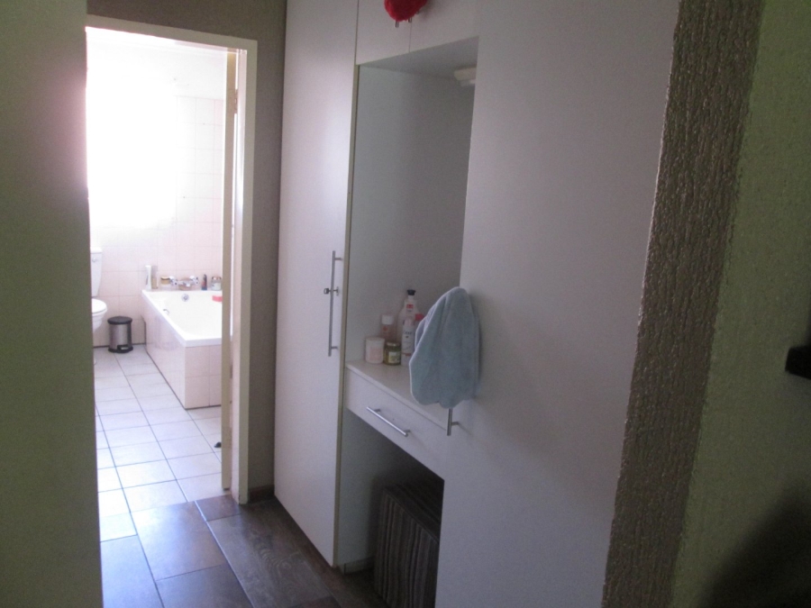2 Bedroom Property for Sale in Croydon Gauteng