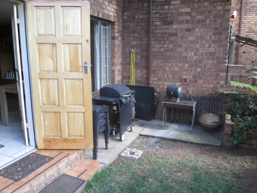 2 Bedroom Property for Sale in Croydon Gauteng