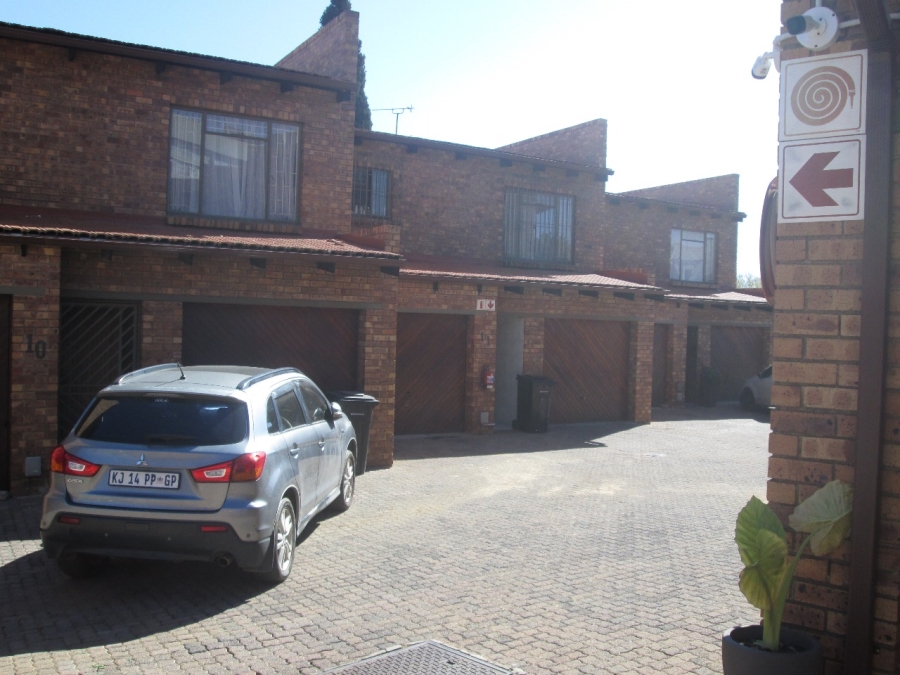 2 Bedroom Property for Sale in Croydon Gauteng