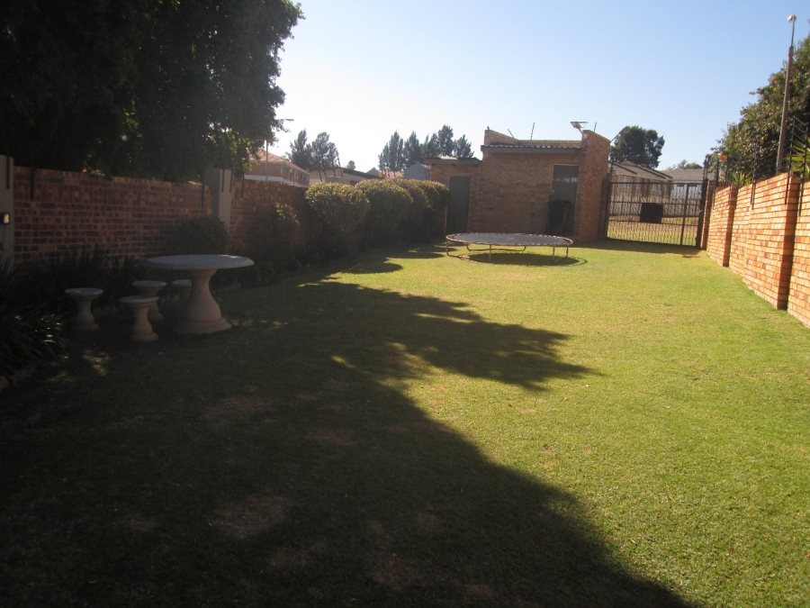 2 Bedroom Property for Sale in Croydon Gauteng