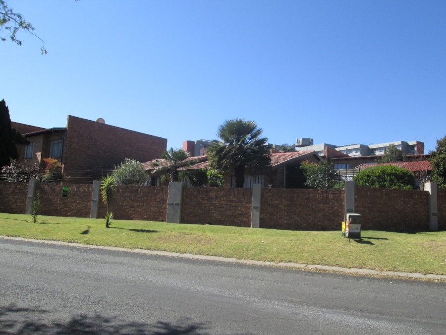 2 Bedroom Property for Sale in Croydon Gauteng