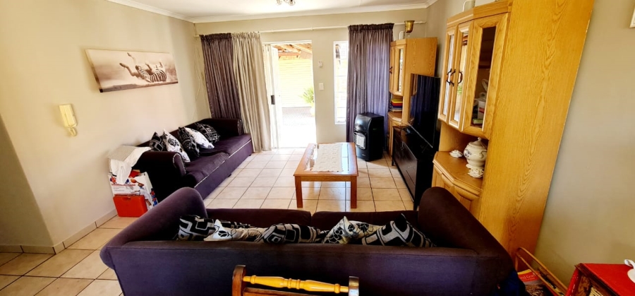 To Let 3 Bedroom Property for Rent in The Reeds Gauteng
