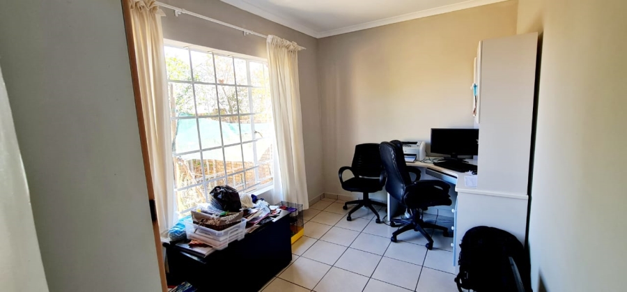 To Let 3 Bedroom Property for Rent in The Reeds Gauteng