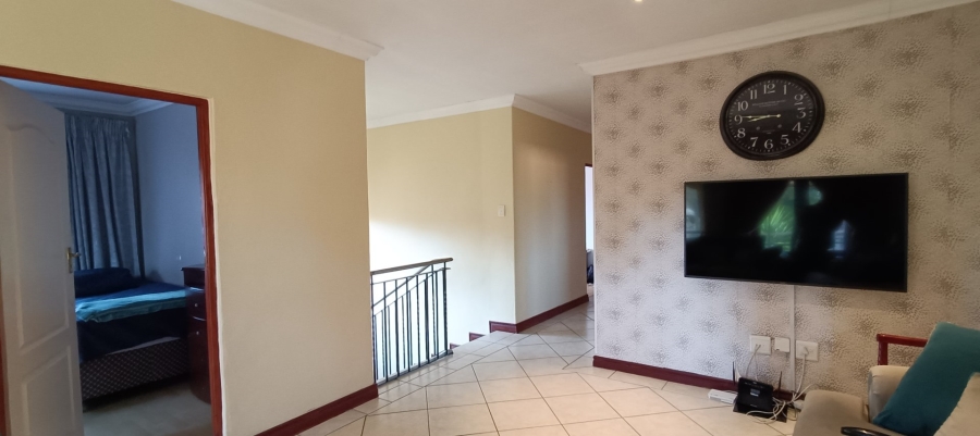 3 Bedroom Property for Sale in Green Acres Estate Gauteng