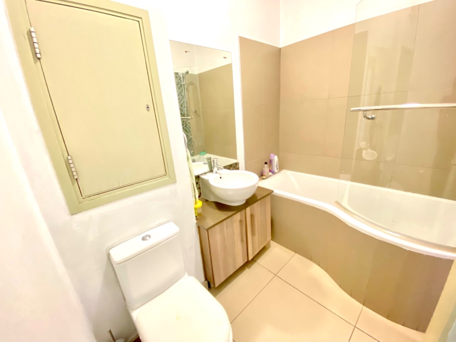 2 Bedroom Property for Sale in Edenburg Gauteng