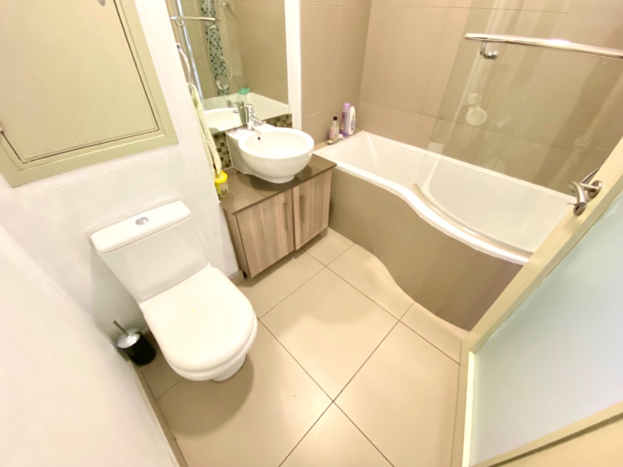 2 Bedroom Property for Sale in Edenburg Gauteng