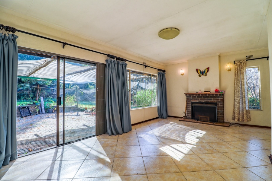 4 Bedroom Property for Sale in Paulshof Gauteng