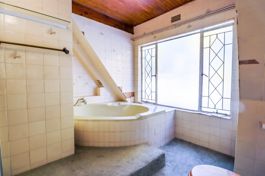 4 Bedroom Property for Sale in Paulshof Gauteng