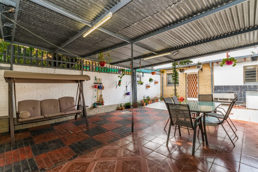 3 Bedroom Property for Sale in Laudium Gauteng