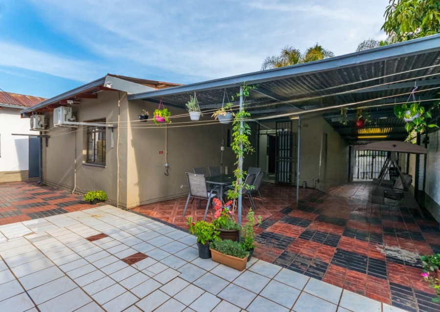 3 Bedroom Property for Sale in Laudium Gauteng