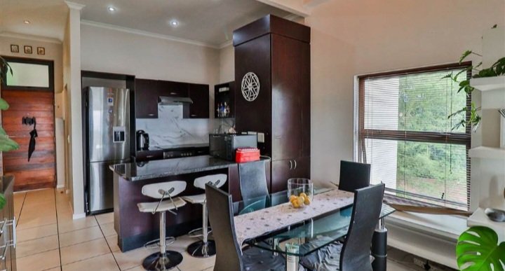 2 Bedroom Property for Sale in Bryanston Gauteng