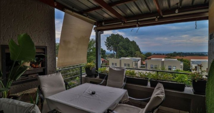 2 Bedroom Property for Sale in Bryanston Gauteng
