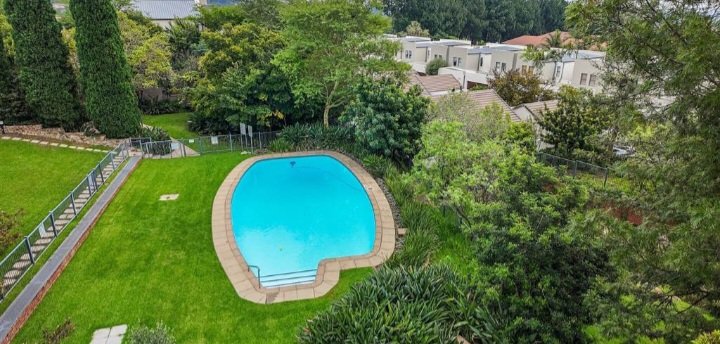 2 Bedroom Property for Sale in Bryanston Gauteng