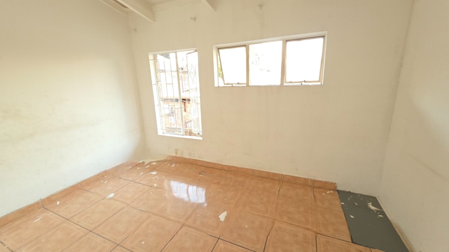 To Let 2 Bedroom Property for Rent in Erasmia Gauteng