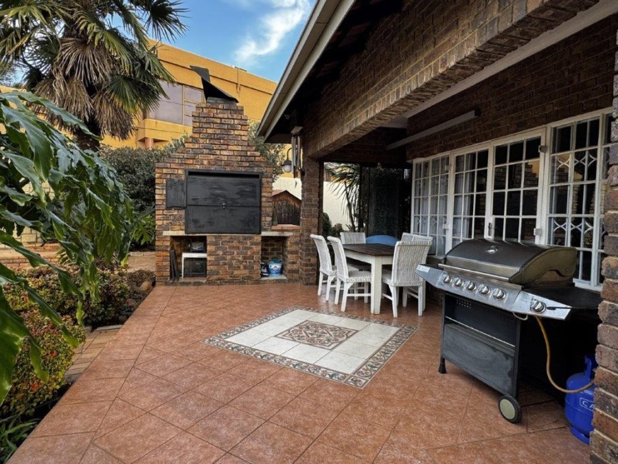 3 Bedroom Property for Sale in Blue Gill Estate Gauteng