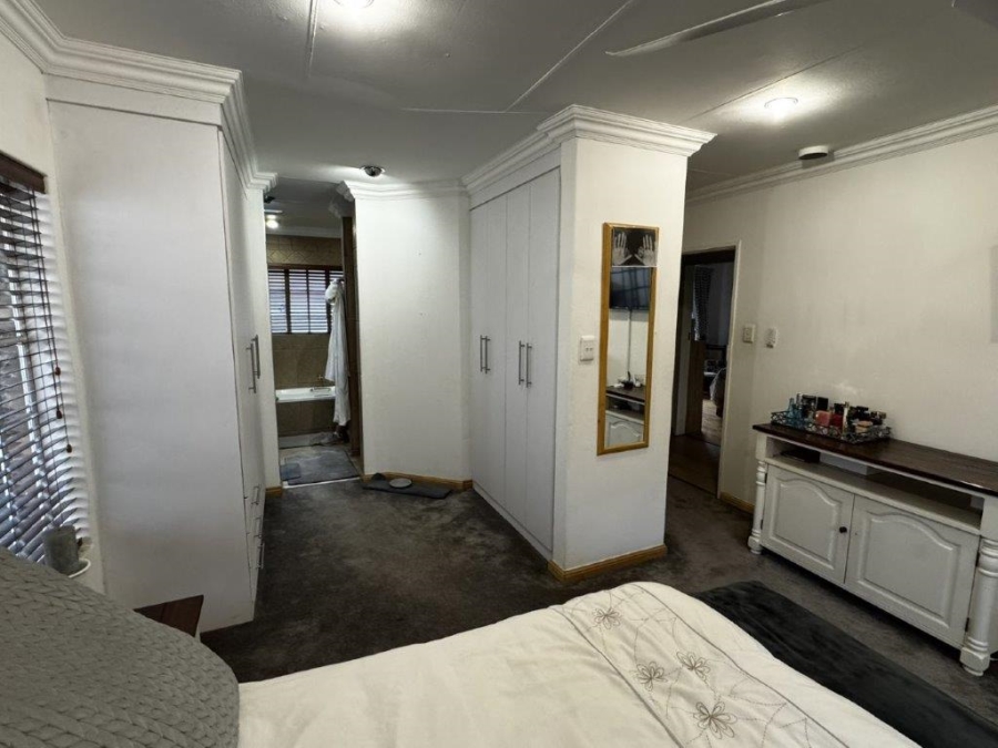 3 Bedroom Property for Sale in Blue Gill Estate Gauteng
