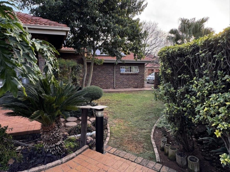 3 Bedroom Property for Sale in Blue Gill Estate Gauteng