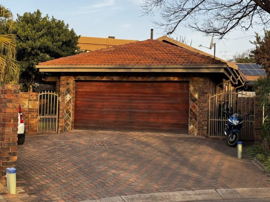 3 Bedroom Property for Sale in Blue Gill Estate Gauteng
