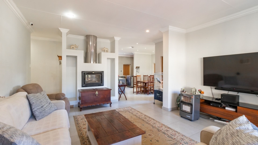 3 Bedroom Property for Sale in Blue Gill Estate Gauteng